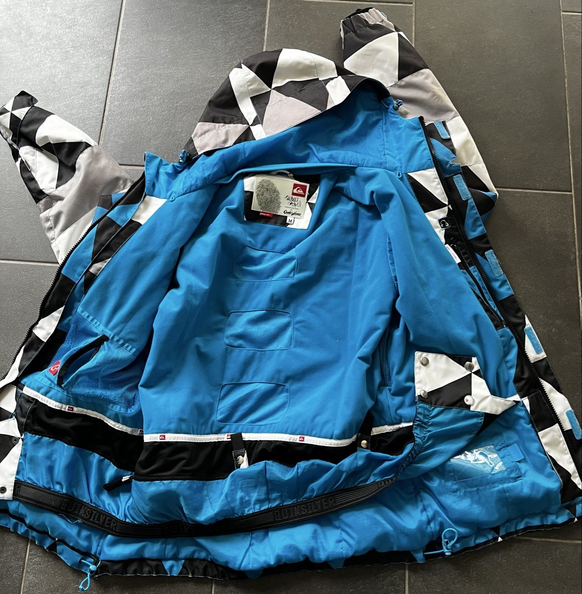 Quiksilver Vestes: Veste QuickSilver taille M – D'occasion à Bière par Rapertuis 2