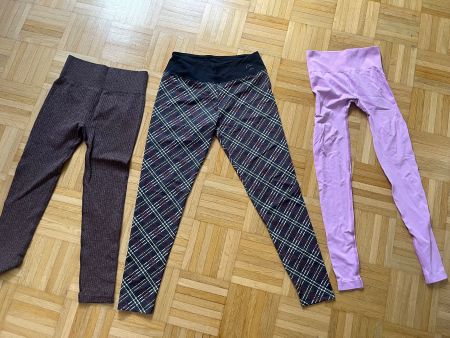3er Set Leggings Lila/Karo/Melange neuwertig Gr. S/M