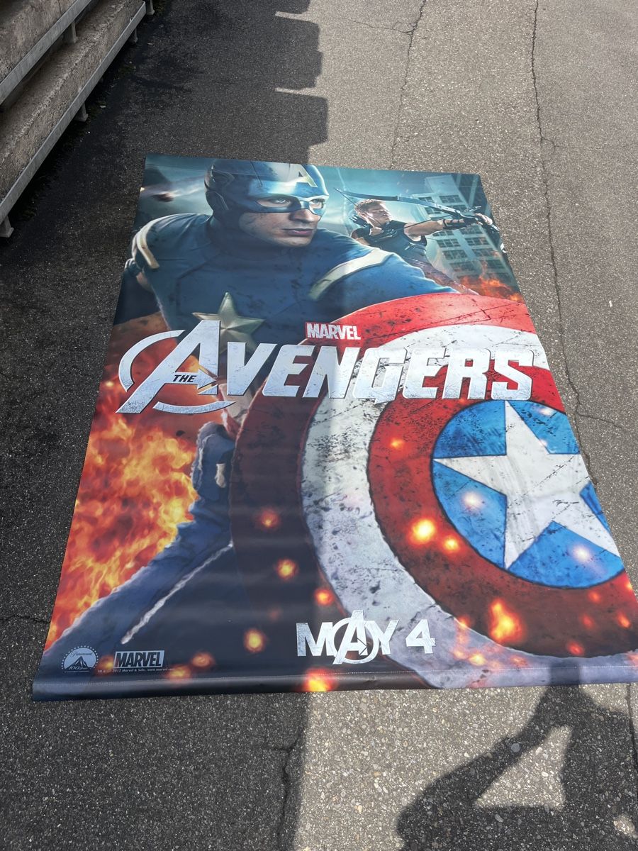 Foto & Immagini: Avengers Marvel Transparent doppelseitig (avenger) – Usato da Künten venduto da Schnaepplihuus 1