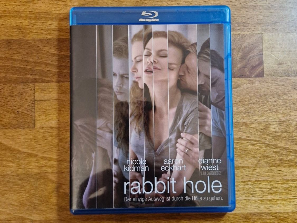 Tutti i DVDs: Rabbit Hole (2010) RAR – Usato da Pfungen venduto da Whitie