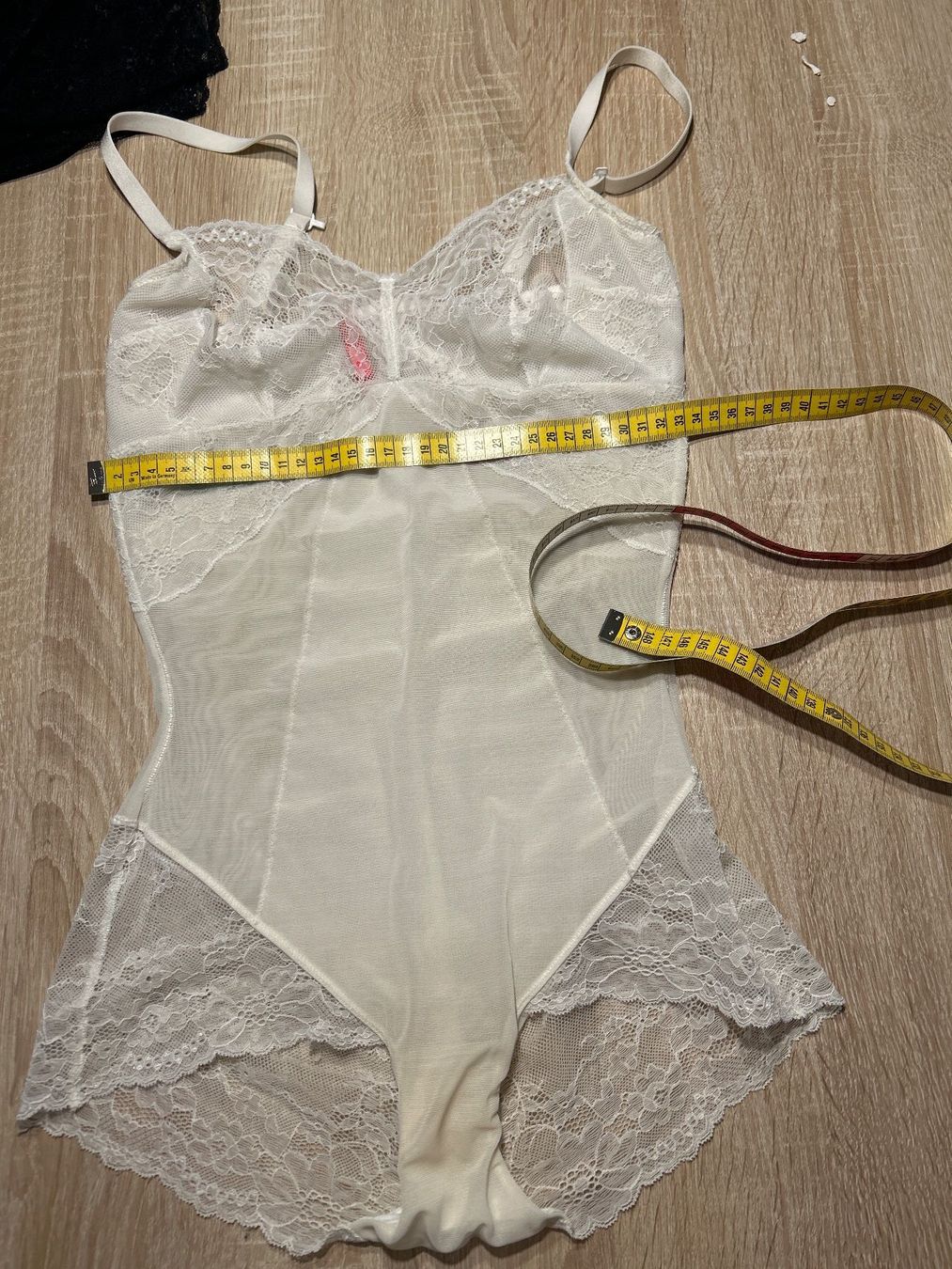 Spanx Altra biancheria intima: SPANX Spotlight On Lace Bodysuit ecru Gr. 38-40 – Usato da Brunnen venduto da Nala2929 9