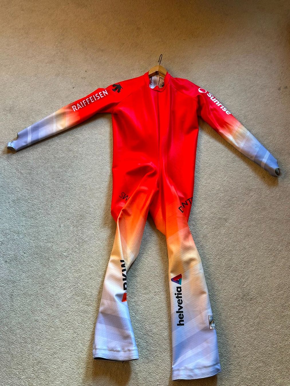 Completi: Renndress Swiss-Ski – Usato da Brienz BE venduto da cle_bs6n