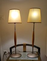 Paar Schöne Tischlampen Titan Lighting.  Höhe 70.5cm
