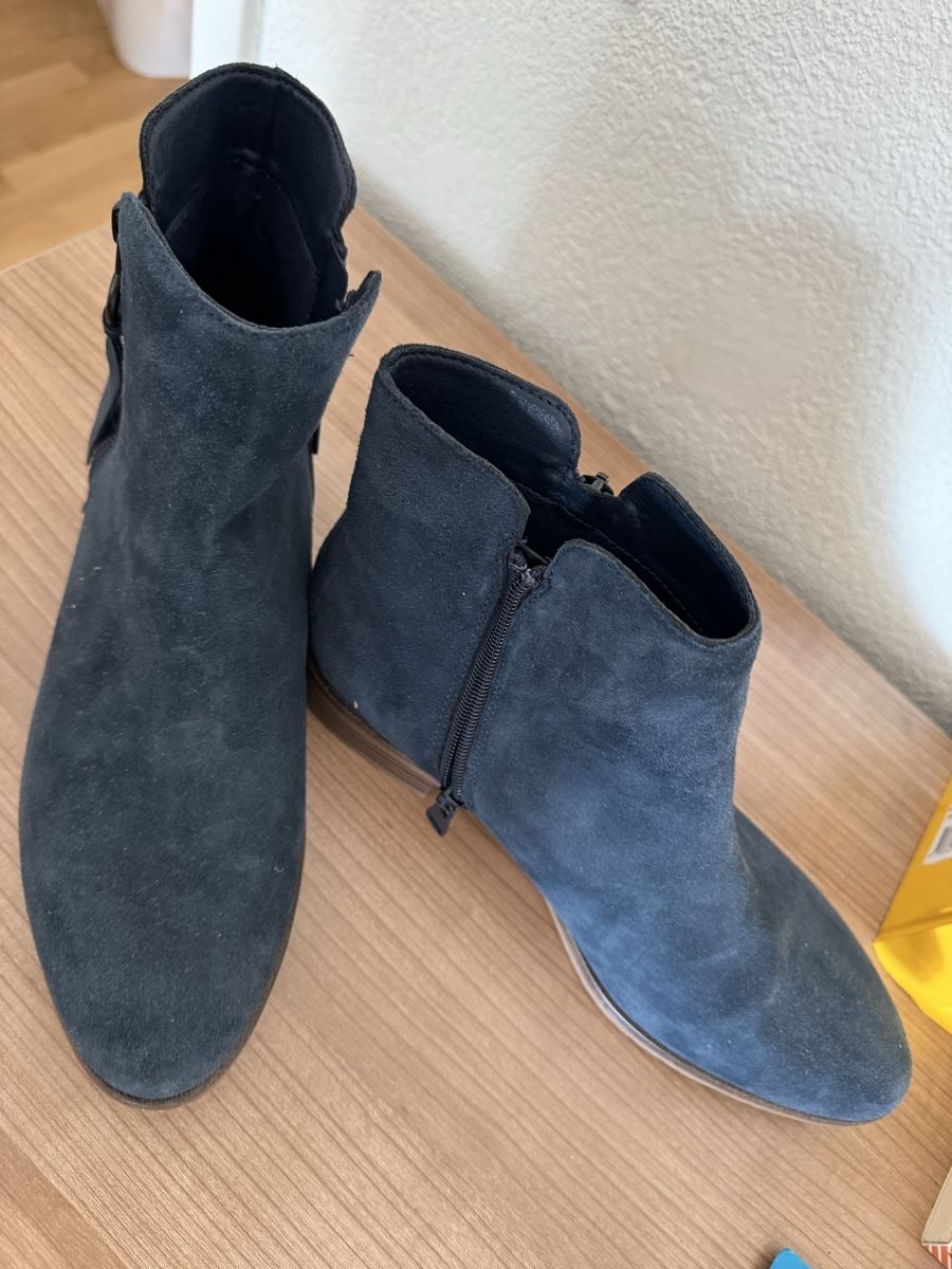 Scarpe da donna: Esprit Wildleder-Stiefeletten in Blau NEU – Nuovo (secondo la descrizione) da Gattikon venduto da aniolhouse 2