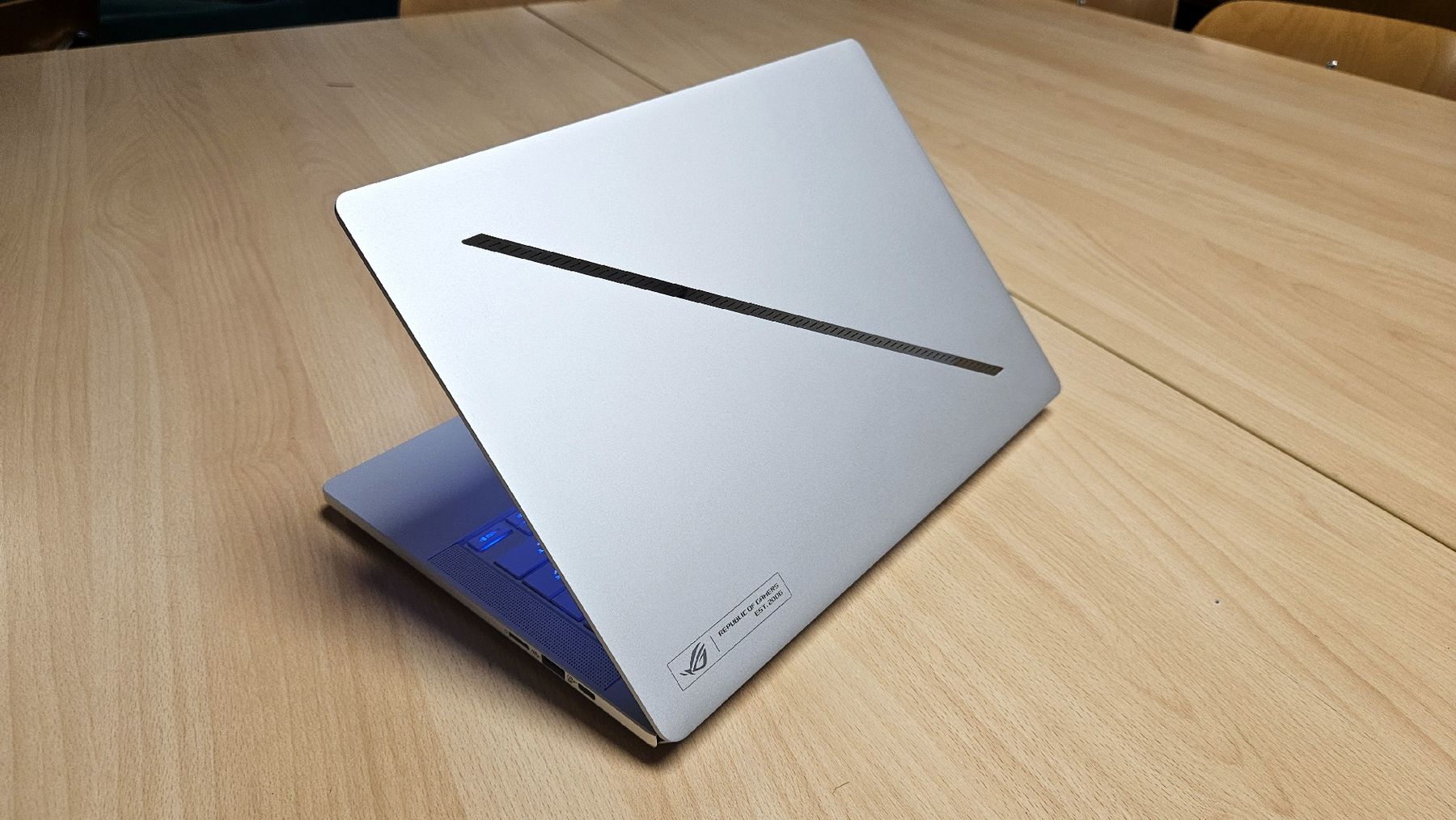 Asus Notebook: Asus ROG Zephyrus G14 (2024) – Usato da Petit-Lancy venduto da MicKh 2