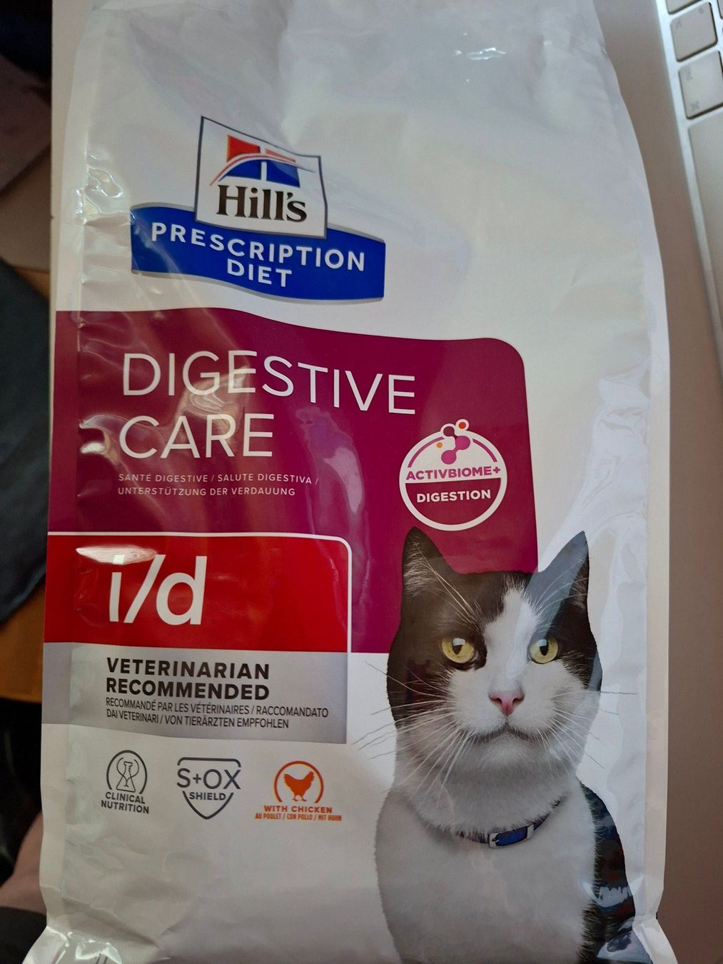 Mangimi: Hill's Prescription Diet i/d Katzenfutter, ungeöffnet 3 kg – Nuovo e nell'imballaggio originale da Weiningen ZH venduto da Annakatharina