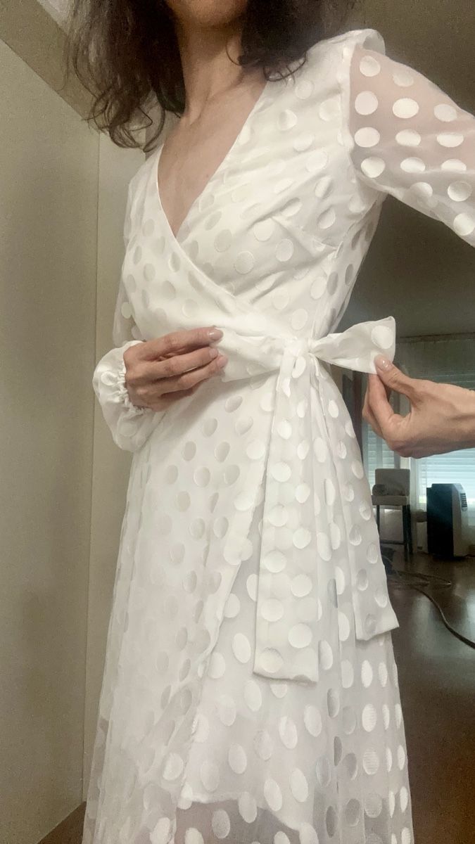 Guess Kleider: Guess Maxi Dress – Neu (gemäss Beschreibung) aus Ittigen von olg_z8sz 3