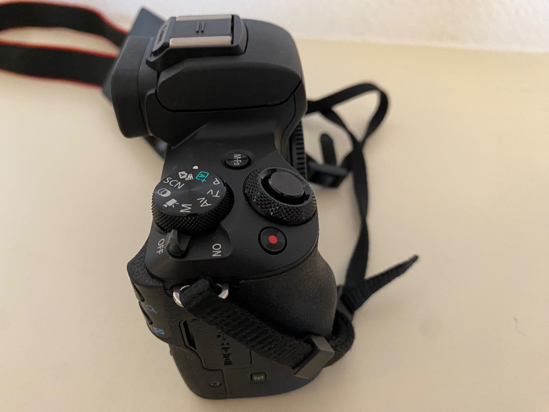 Canon Fotocamera: Canon EOS M50 + 2 Canon lenses - LIKE NEW – Usato da Agra venduto da Jack6 2