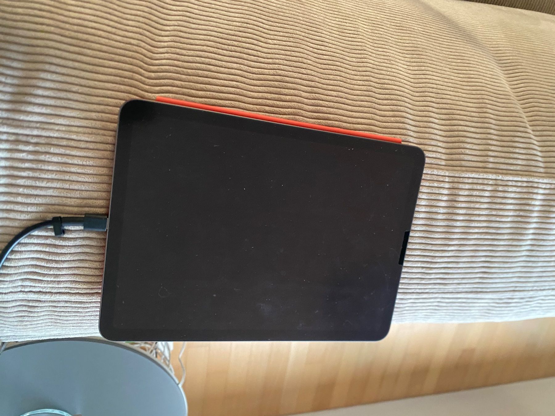 Apple Tablet PC: iPad Air 4th Gen 64 GB – Usato da Zürich venduto da igo_jvb5 2
