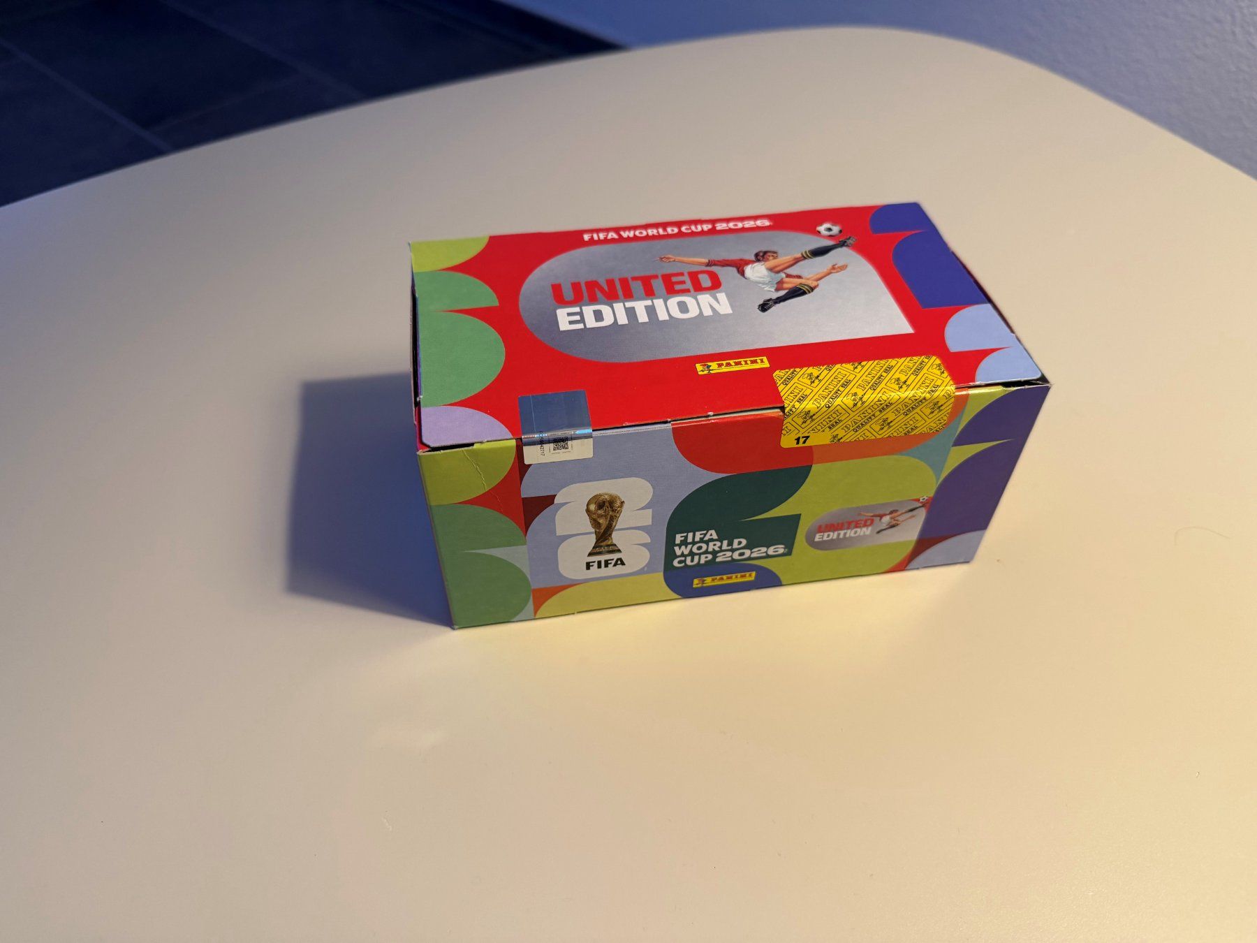 Panini Cartes à collectionner: Panini Box 100 Pack - 700 Sticker – D'occasion à Zumikon par and_8tjc