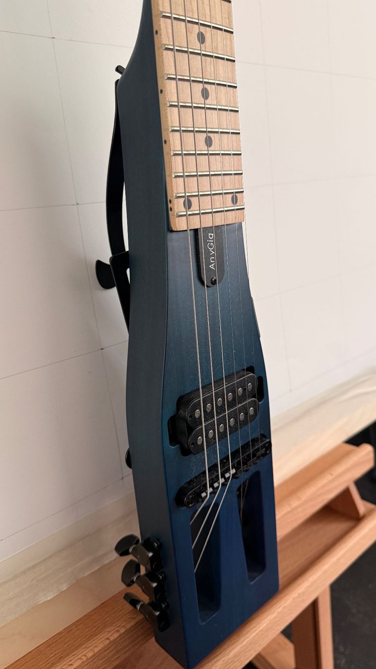 Strumenti musicali: Elektrische Reisegitarre – Usato da Luzern venduto da mar_sm7x 3