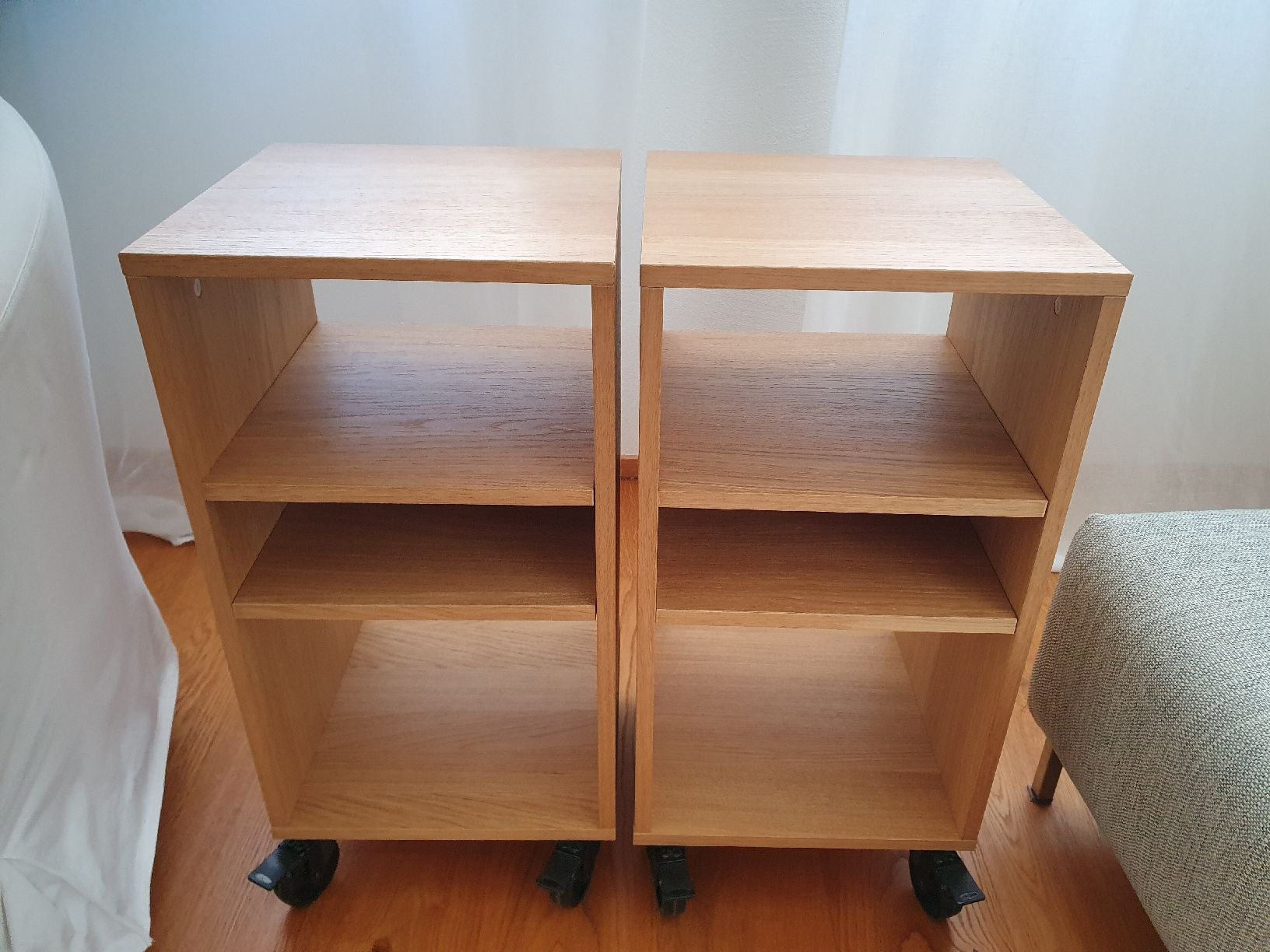 Ikea Comodini: 2 Comodini Ikea RAVAROR in legno – Usato da Mels venduto da Mauro_CH