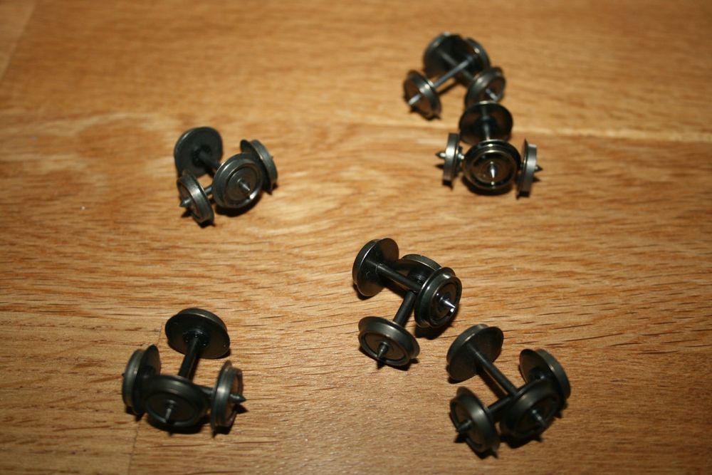 Roco 12 x 40192 Radsatz DC 11mm (Gebraucht) in Bavois für CHF 10 – mit ...