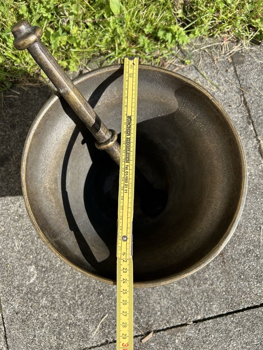 Altro per cucinare: sehr grosser, antiker Bronze Mörser – Usato da Zürich venduto da ann_9fv5 2