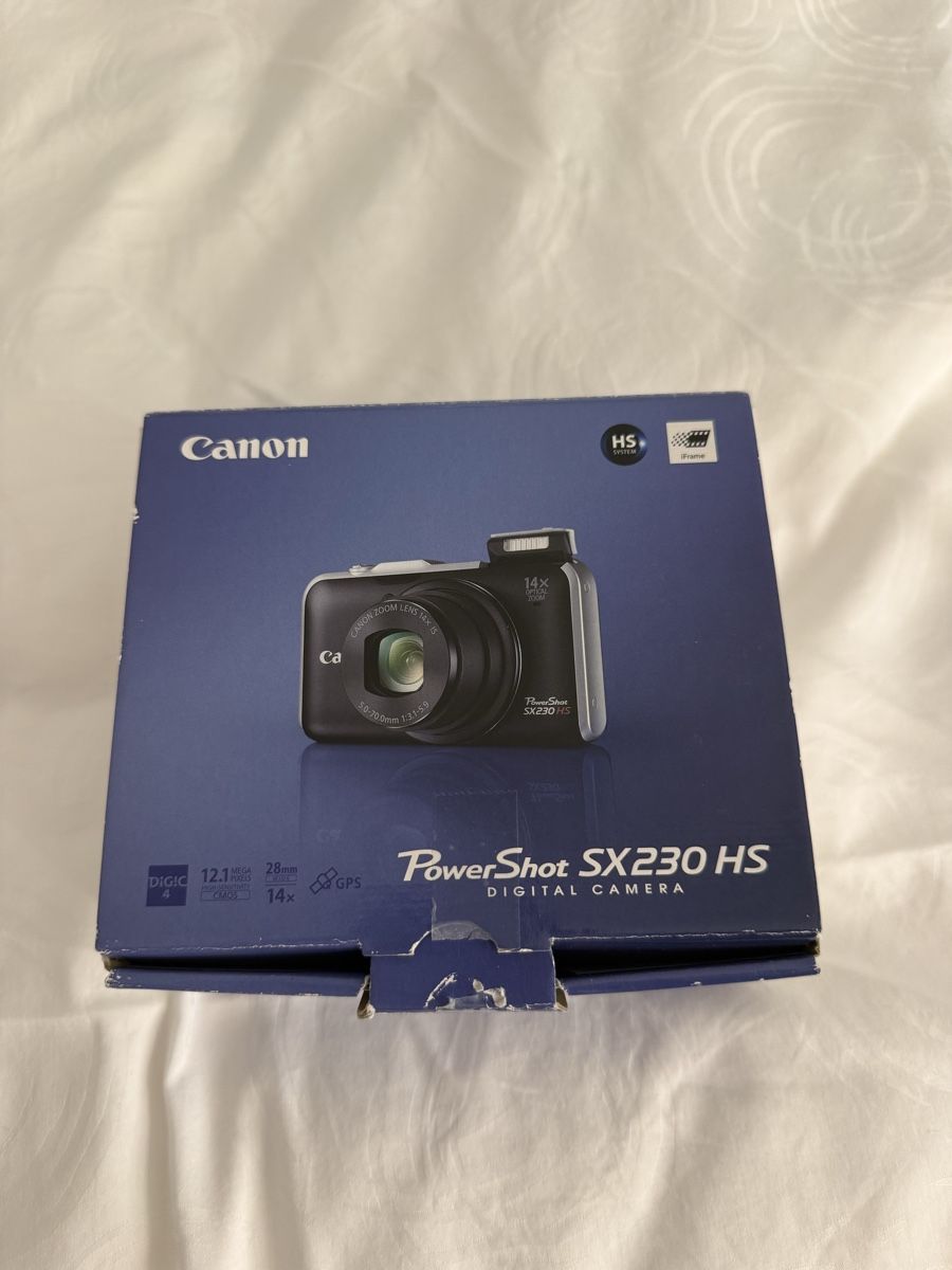 Canon Fotocamera: Canon PowerShot SX230 HS Digitalkamera schwarz – Usato da Dietlikon venduto da lizz.yy 2