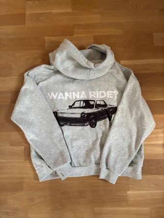 Grauer Pullover Pull & Bear Grösse M mit Print guter...