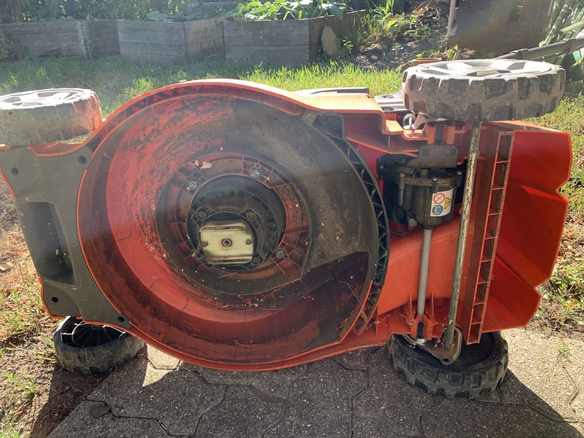Husqvarna Tagliaerba: Husqvarna Rasenmäher  LC 347IVX – Difettoso da Liestal venduto da num_xp75 4