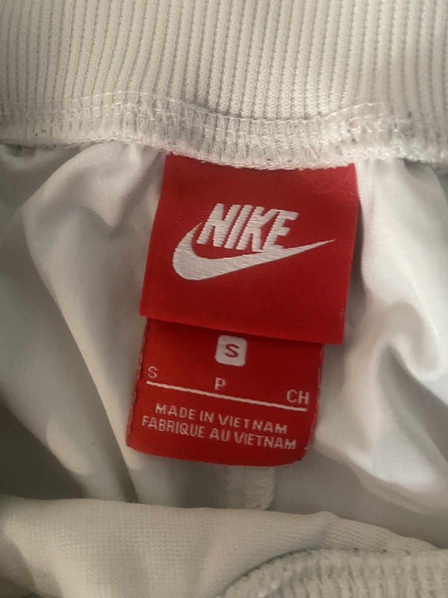 Hosen: Nike – Gebraucht aus Holderbank AG von leooo.sie 2