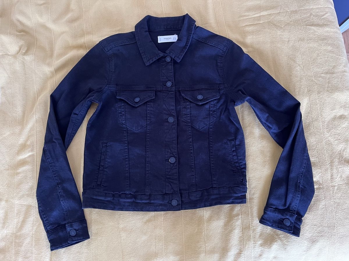 Mango Giacche: Mango black denim jacket  – Usato da Lausanne venduto da jen_jeon