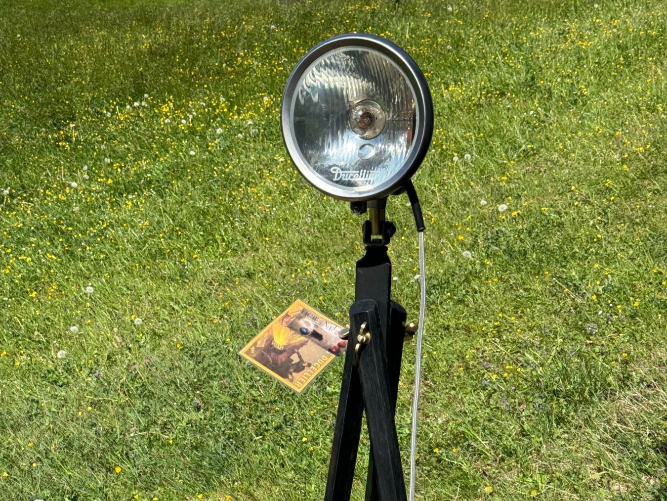 Lampade: Loft Lampe Ständerlampe  Stehleuchte  Scheinwerfer, Unikat – Usato da Walzenhausen venduto da energieberaten