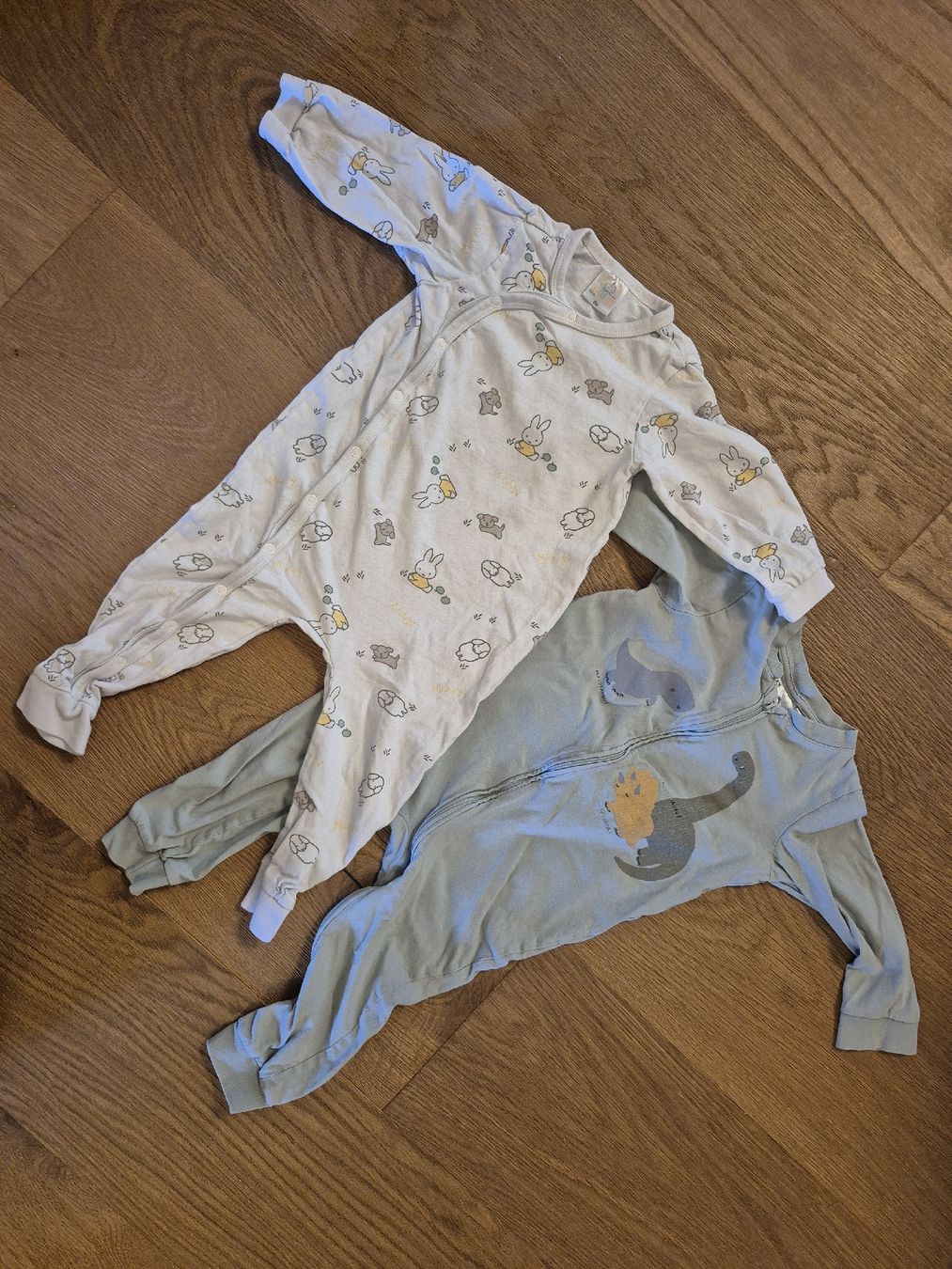 Lotti & Set di vestiti: Pyjamas Grösse 86/92 – Usato da Münsingen venduto da Why88 4