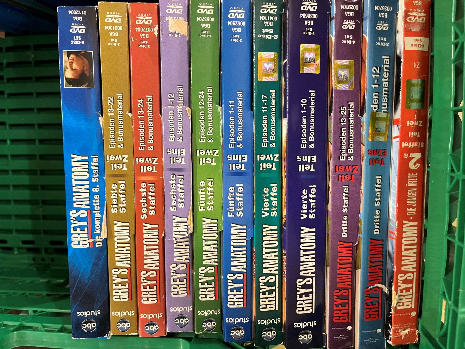 Tutti i DVDs: DVD Sammlung Grey's Anatomie 11 Boxen – Usato da Basel venduto da andipfandi