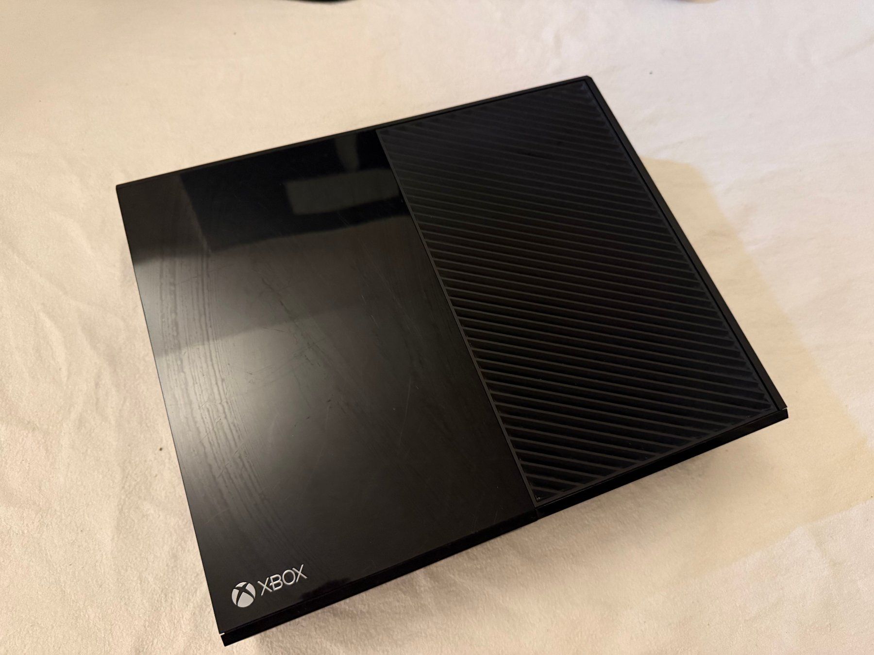 Microsoft Consoles: Xbox One OVP + Controller + 5 Spiele: GTA V, Witcher 3 – D'occasion à Bern par mat_rl7h 4