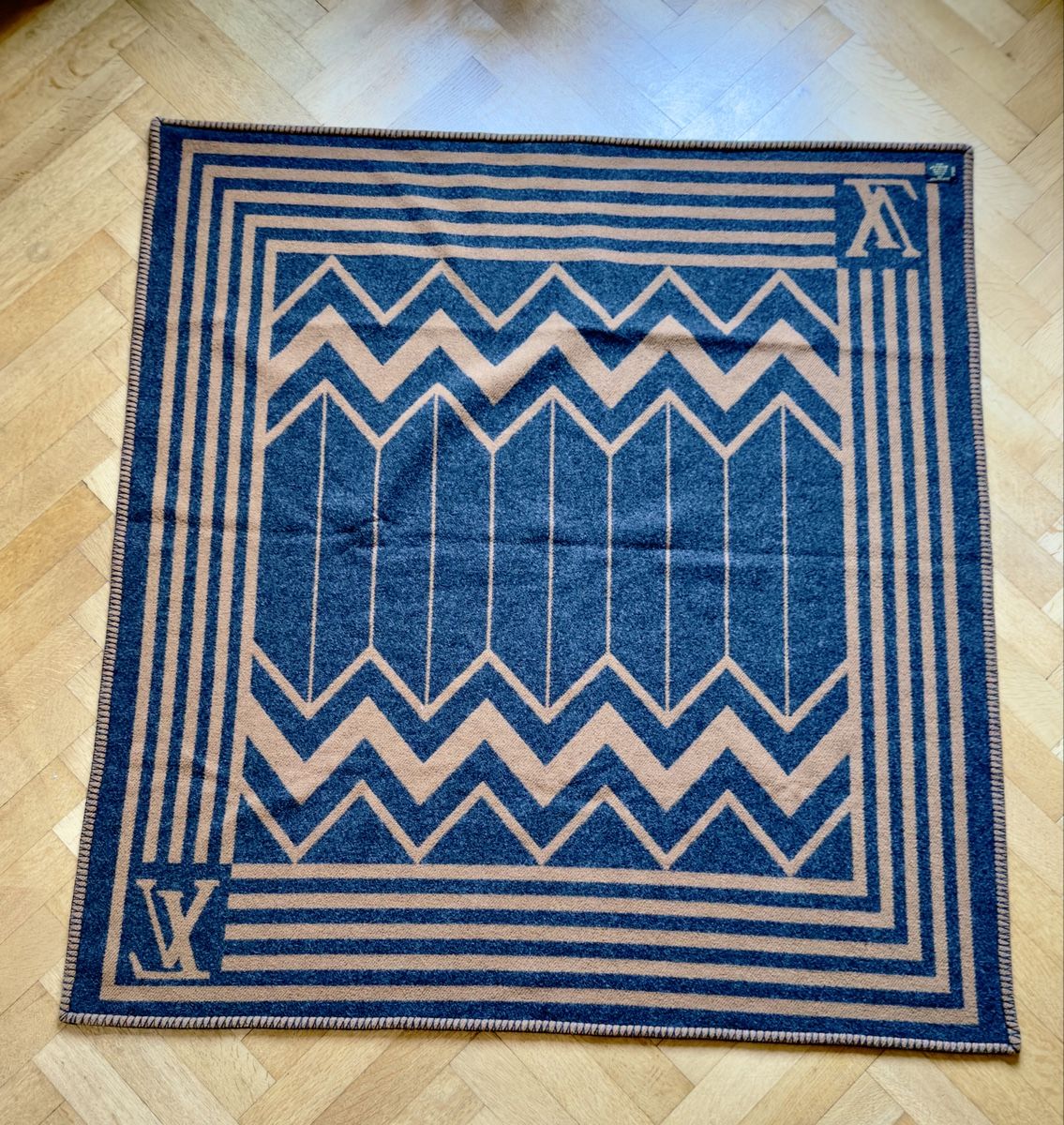 Louis Vuitton Foulard & Sciarpe: Plaid Karakoram Camel Louis Vuitton – Nuovo (secondo la descrizione) da Zürich venduto da andrea71388 3