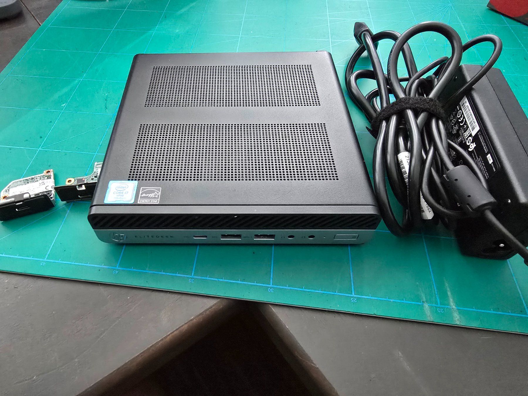 Hewlett Packard PC: HP EliteDesk 800 G3 Mini Desktop  i7-7700 – Usato da Hochdorf venduto da gdswiss71 1