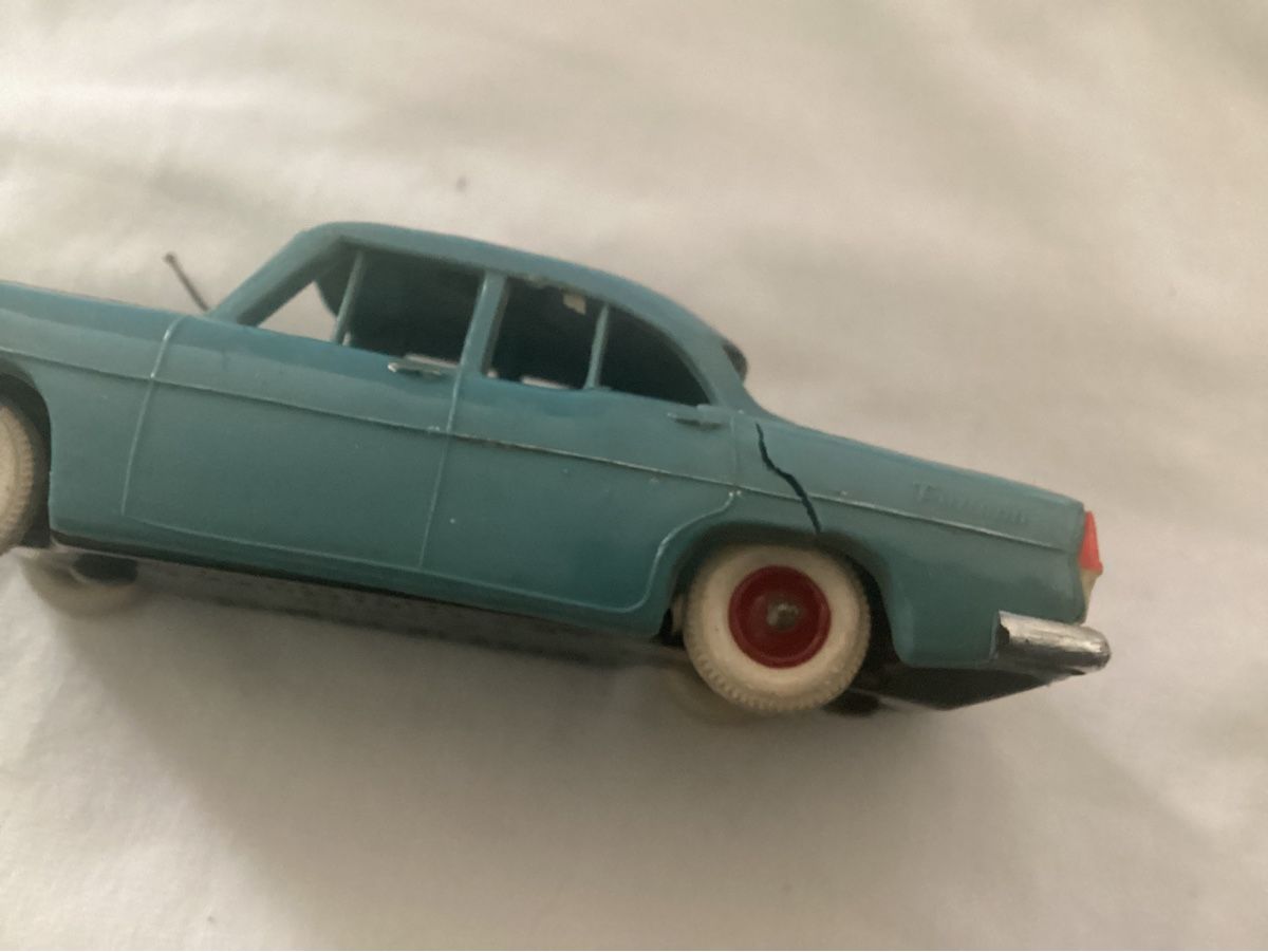 Norev Modellini d'auto: SIMCA  TRIANON NOREV MODEL AUTO  1/43 DEFEKT – Usato da Münchenstein venduto da NoSu98 2