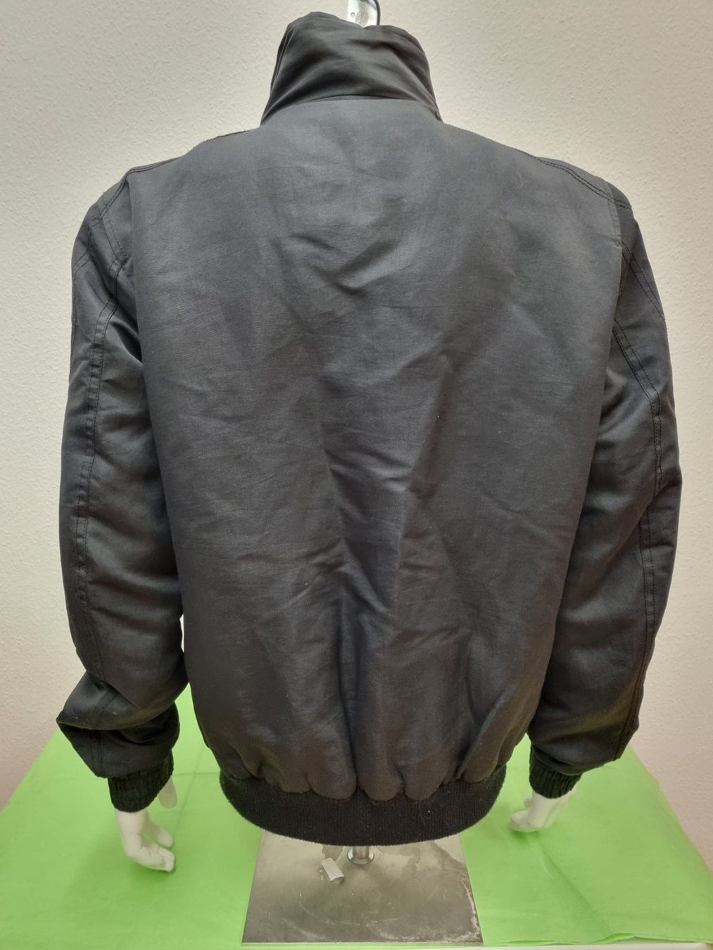 Jack & Jones Giacche: Jack Jones Jacke Grösse L – Usato da Schönenwerd venduto da Chez_Mimi 1
