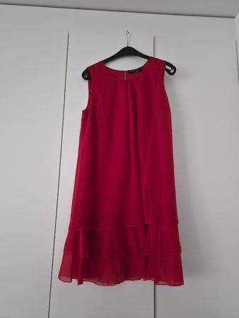 Kleid rot Grösse 42, Bodyflirt, nie getragen 