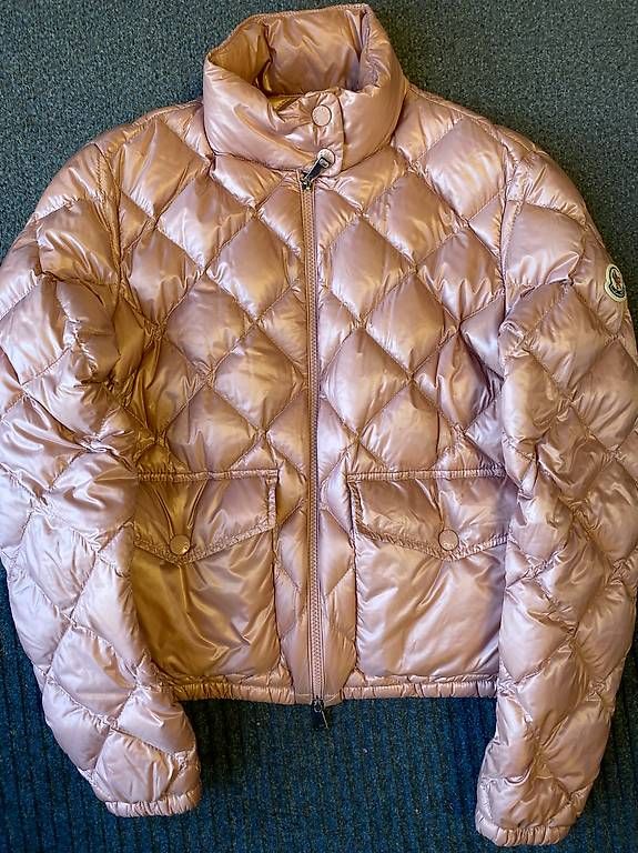 Giacche: MONCLER Leichte Daunenjacke – Nuovo e nell'imballaggio originale da St. Gallen venduto da Konstanza