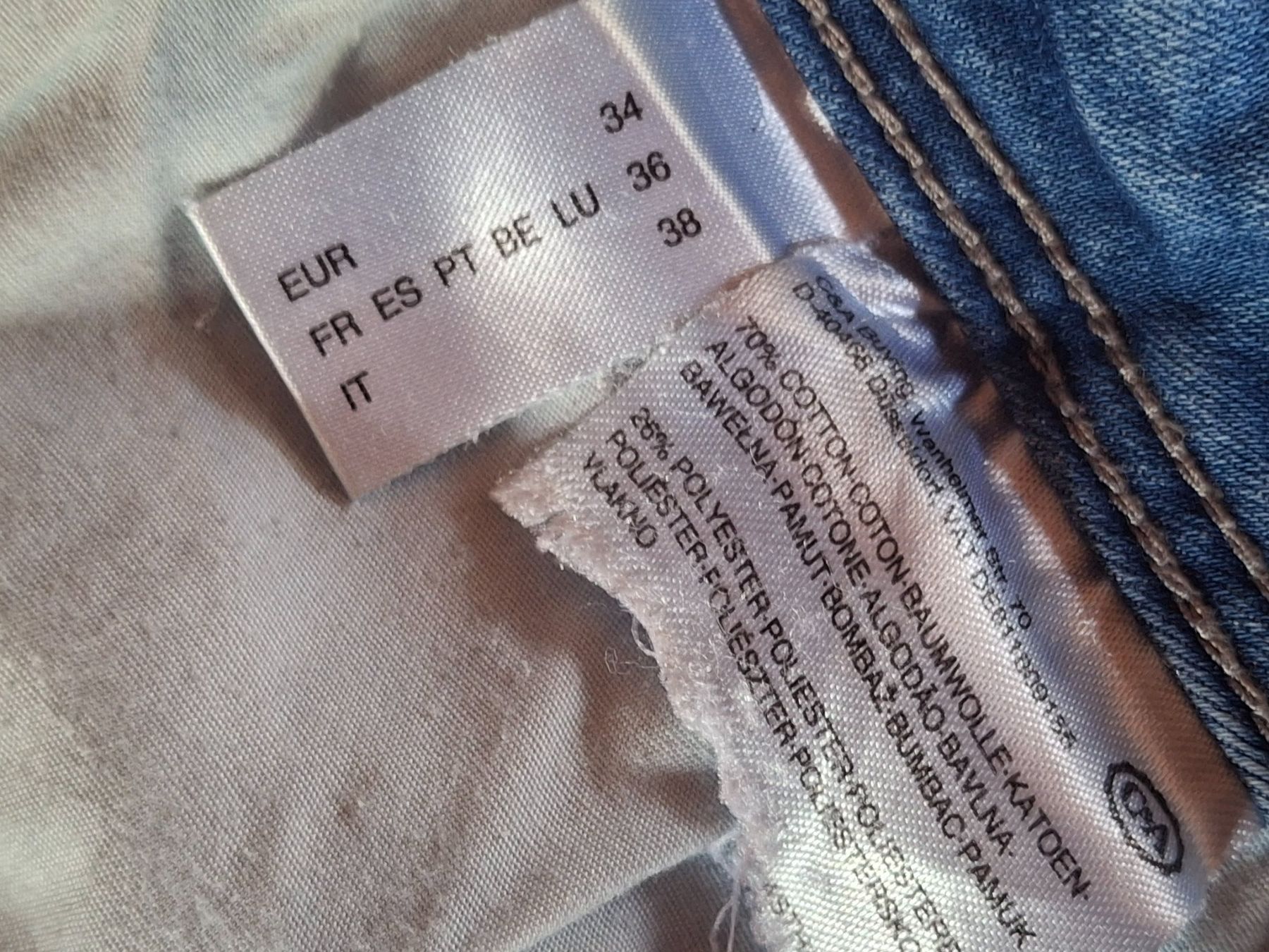 C&A Jeans: Pantalon jeans taille 34 marque C&A 65% coton – Gebraucht aus Villiers von san_jn5w 4