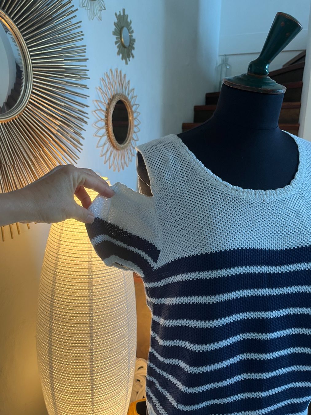 Tops: Pull d'été rayé bleu et blanc - épaules dénudées, S – Gebraucht aus Seiry von vanille08 1
