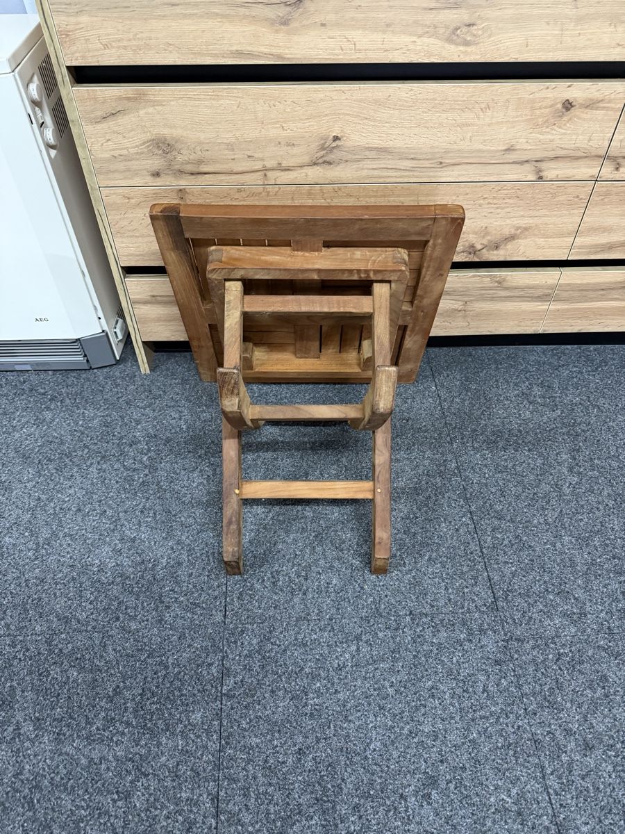 Sessel: Teak Lounge Sessel und Beistelltisch-Hocker – Gebraucht aus Luzern von Emelie77 3