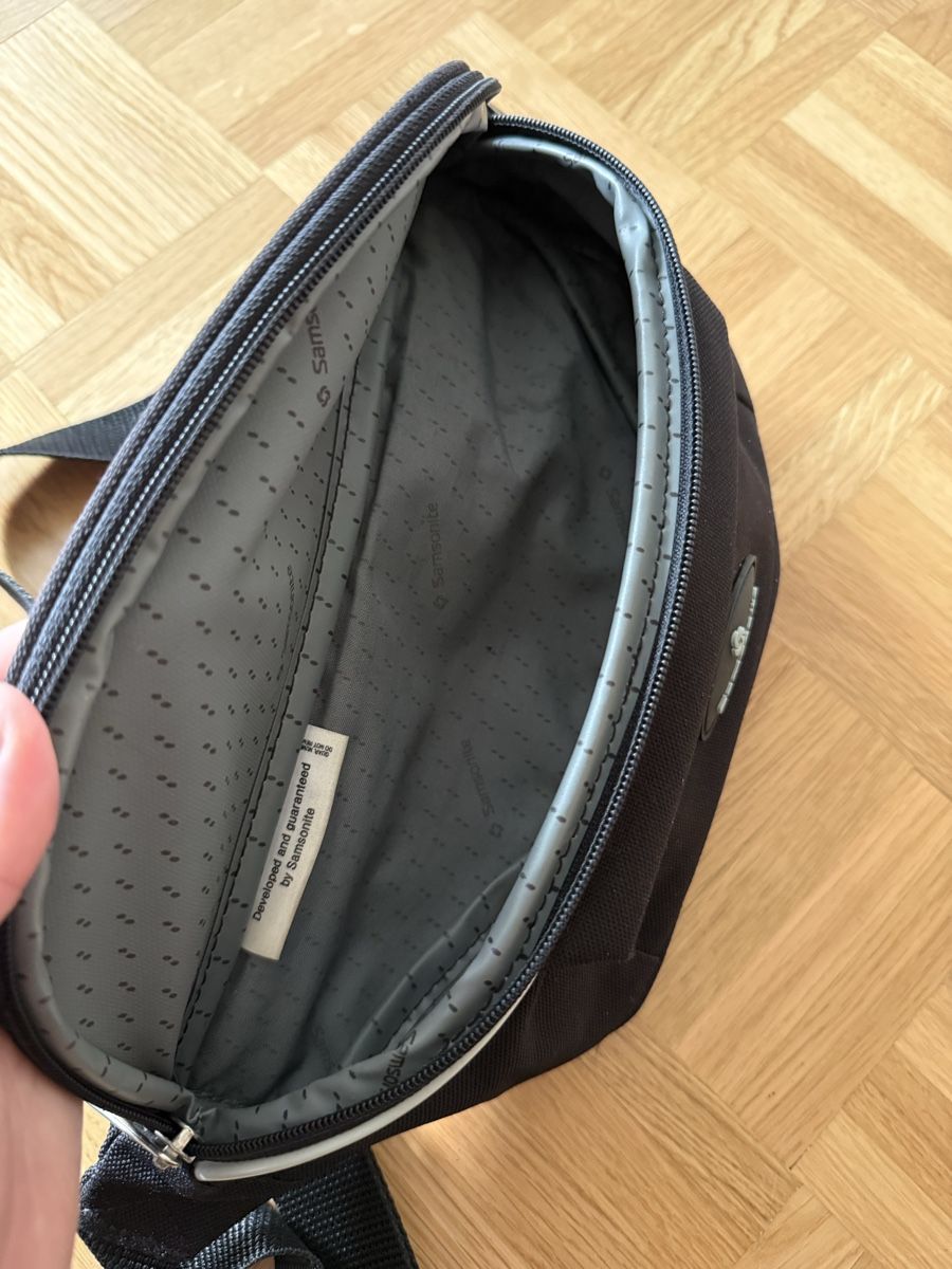 Samsonite Sacs: Gürteltasche Samsonite schwarz neuwertig – Neuf (Voir description) à Zürich par rapido06 4