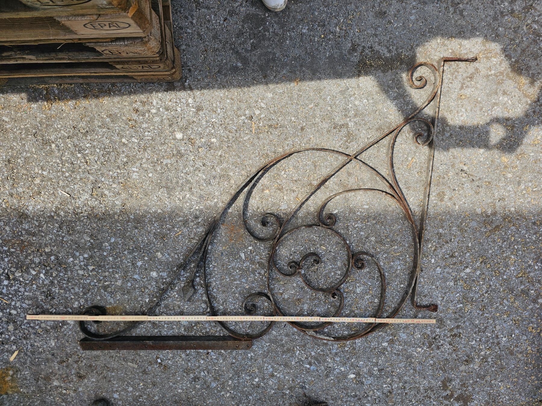 Altro in Antiquarato & Arte: Schmiedeeisen Zaunelemente mit Pfosten Antik – Usato da Engi venduto da strange.monkey 8
