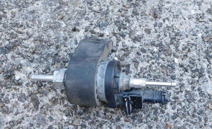 Eberspächer Radiatori: Standheizing für Benziner von Eberspächer – Usato da Villnachern venduto da Niggo0 1