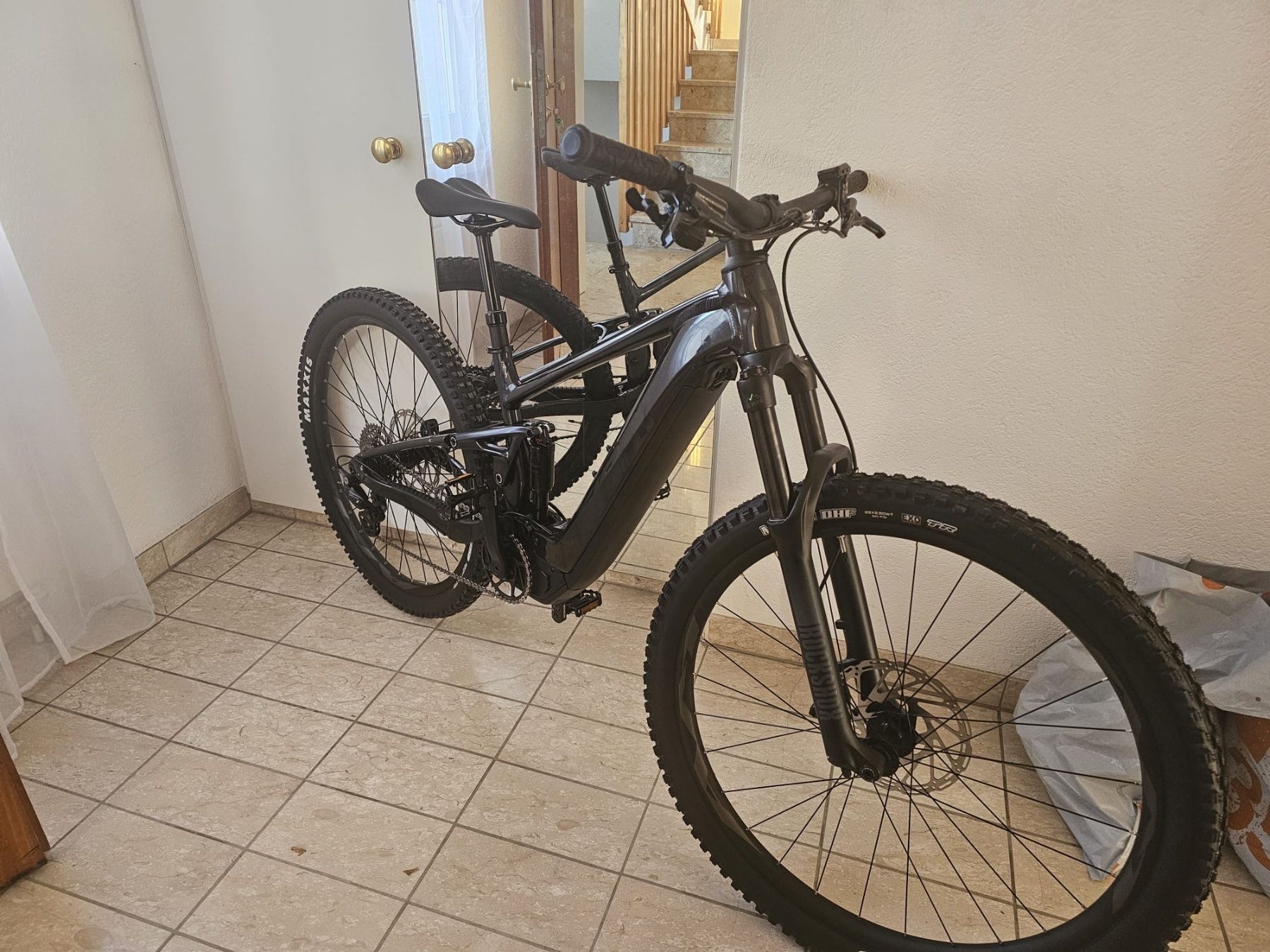 Velos: Elektro-Bike Giant Stance E+1 – Gebraucht aus Horgen von Stiloso 1