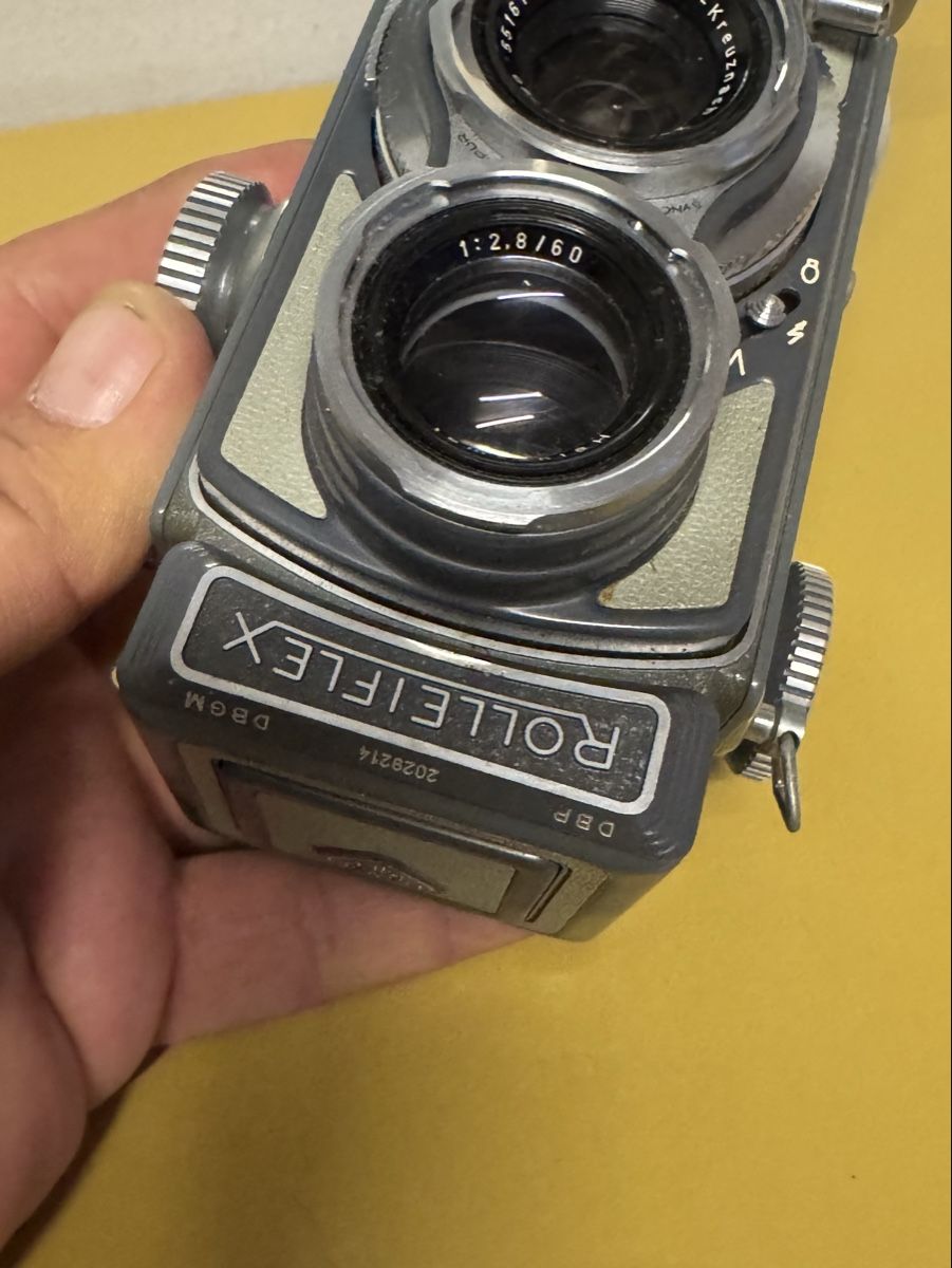 Rollei Fotocamera: Fotoapparate Rolleiflex – Usato da Schlieren venduto da Freundlich02 5