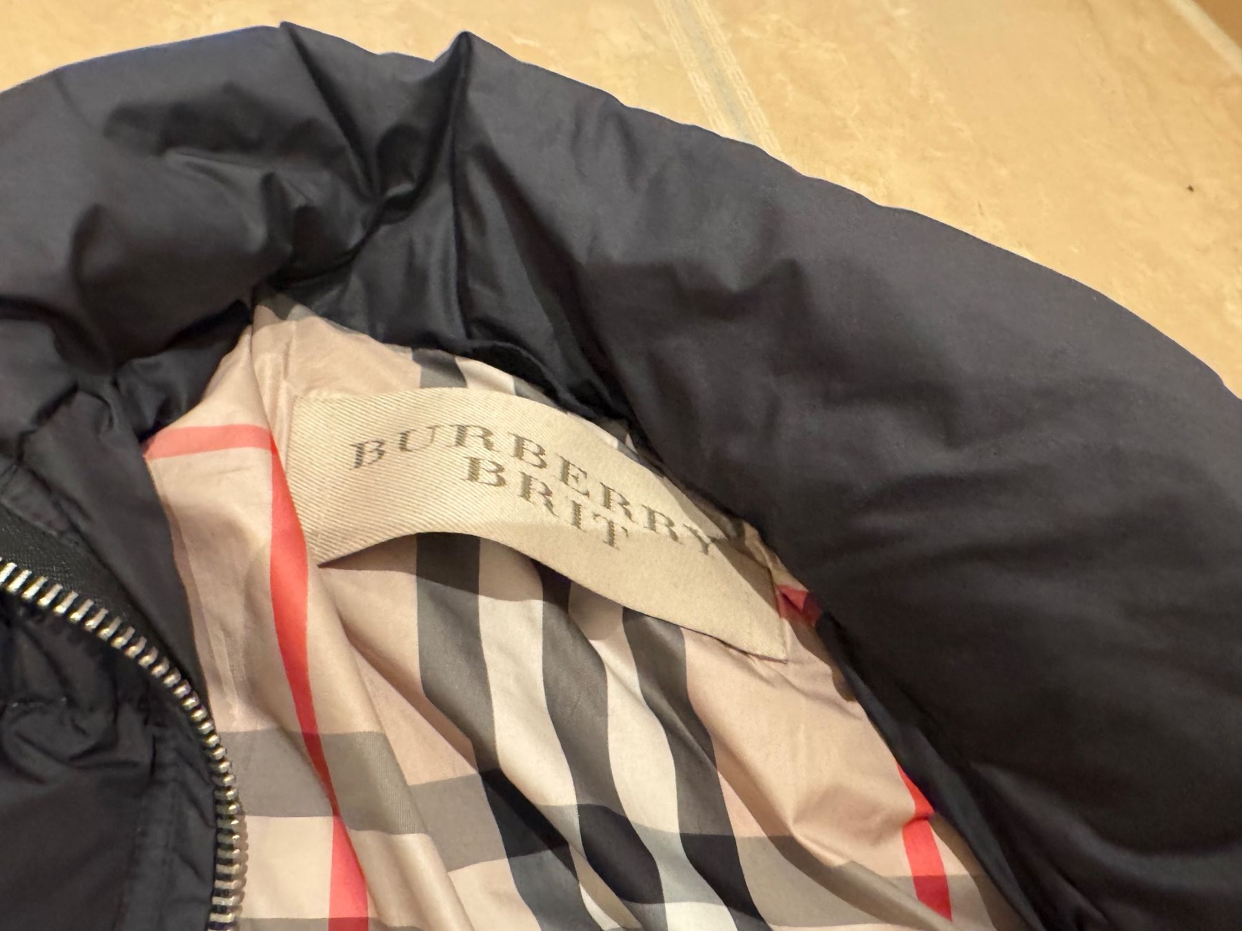Burberry Giacche: Burberry wunderbare warme NWT  Winterjacke, M – Nuovo (secondo la descrizione) da Klingnau venduto da Markus14 4