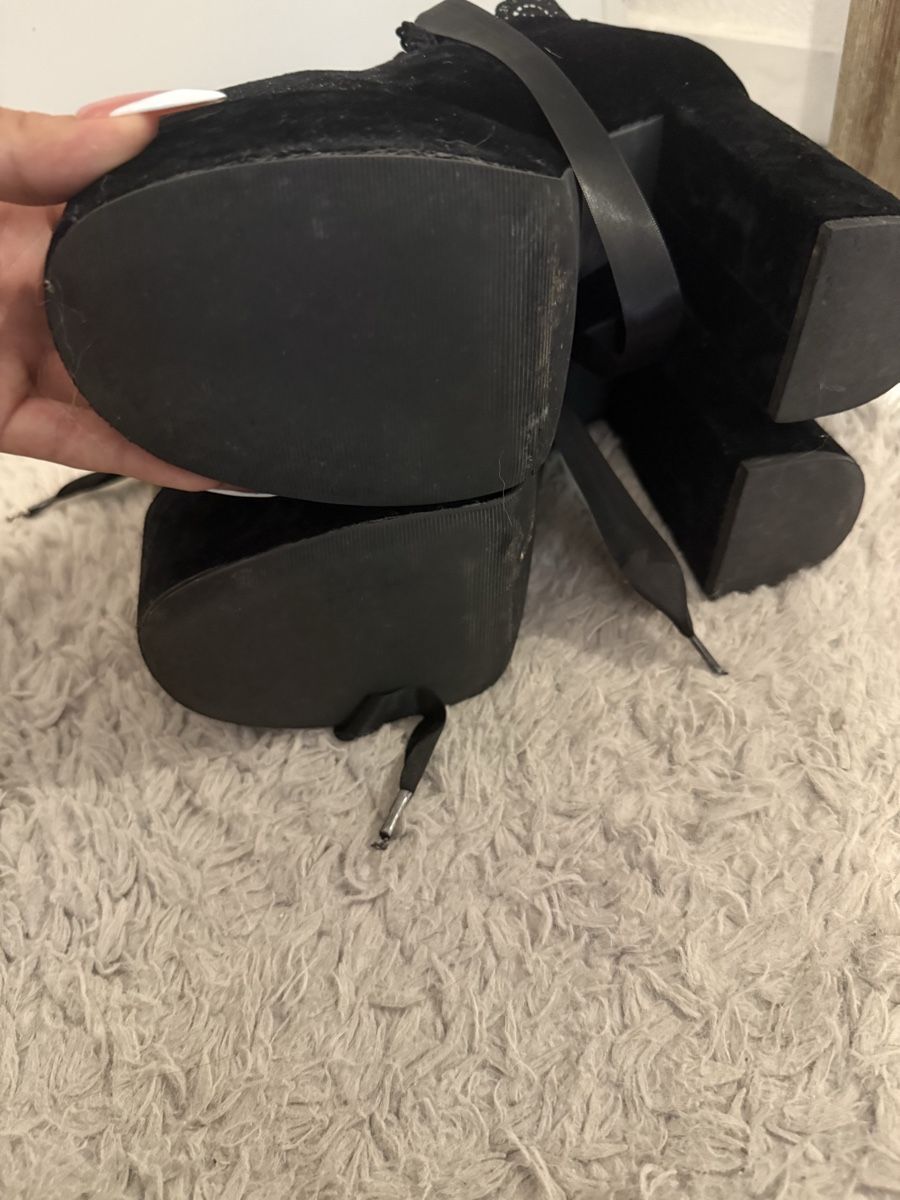 Chaussures femmes: Black Velvet Platform – Neuf (Voir description) à Suhr par iam.deestiny 4