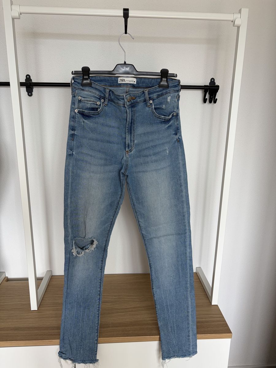 Zara Jeans: Zara Jeans, Grösse 42, blau – Usato da Emmenbrücke venduto da Leeaa.b