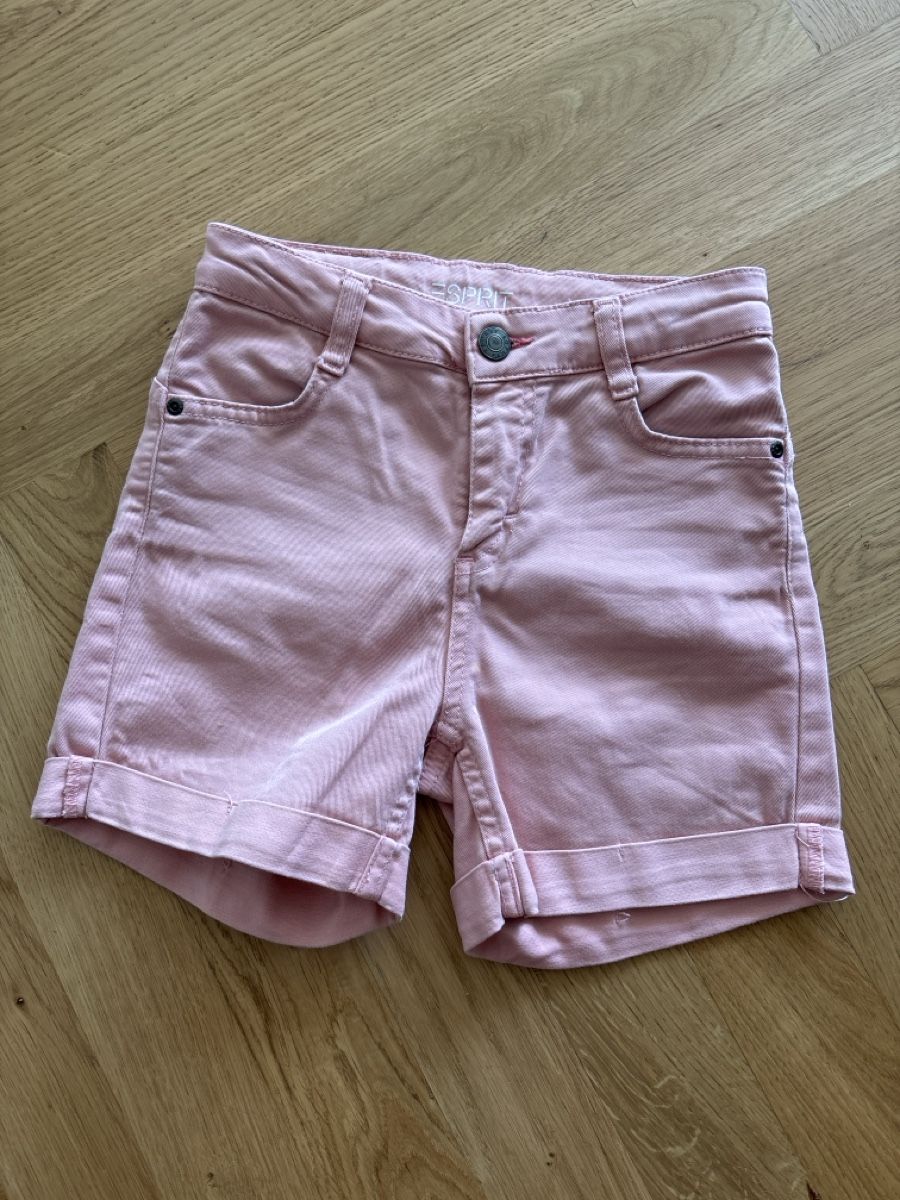 Esprit Pantaloni: Shorts von Esprit, Grösse 140/146 – Usato da Wohlen AG venduto da Michi761