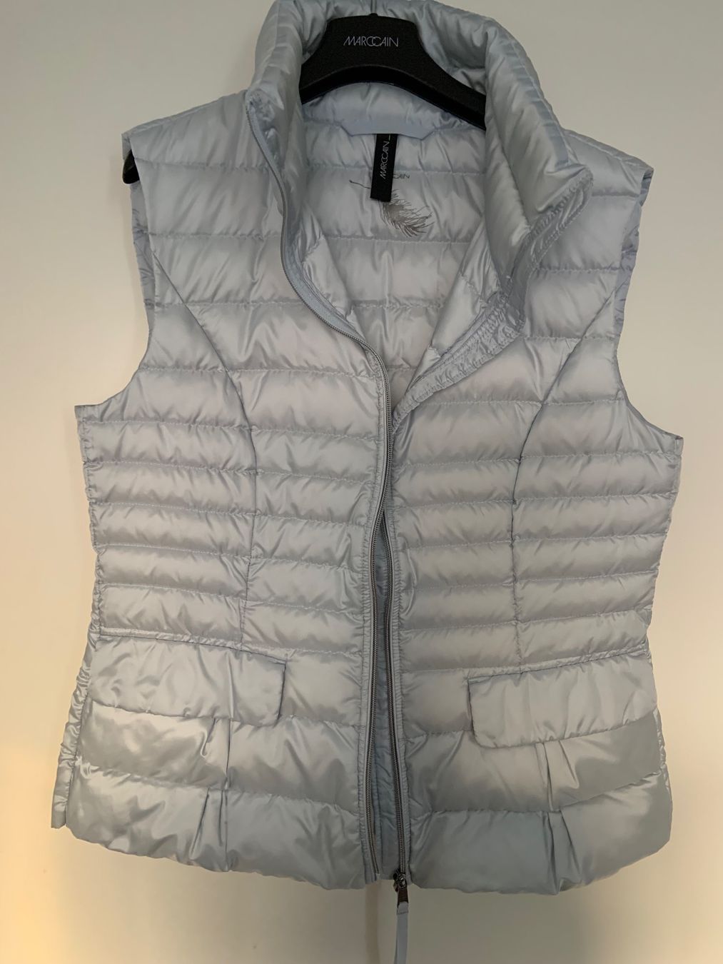 Marc Cain Gilet & Giacche senza maniche: Marc Cain Daunenweste, hellblau, Gr. 40 / Nr. 4 – Usato da Niederteufen venduto da mix18 3