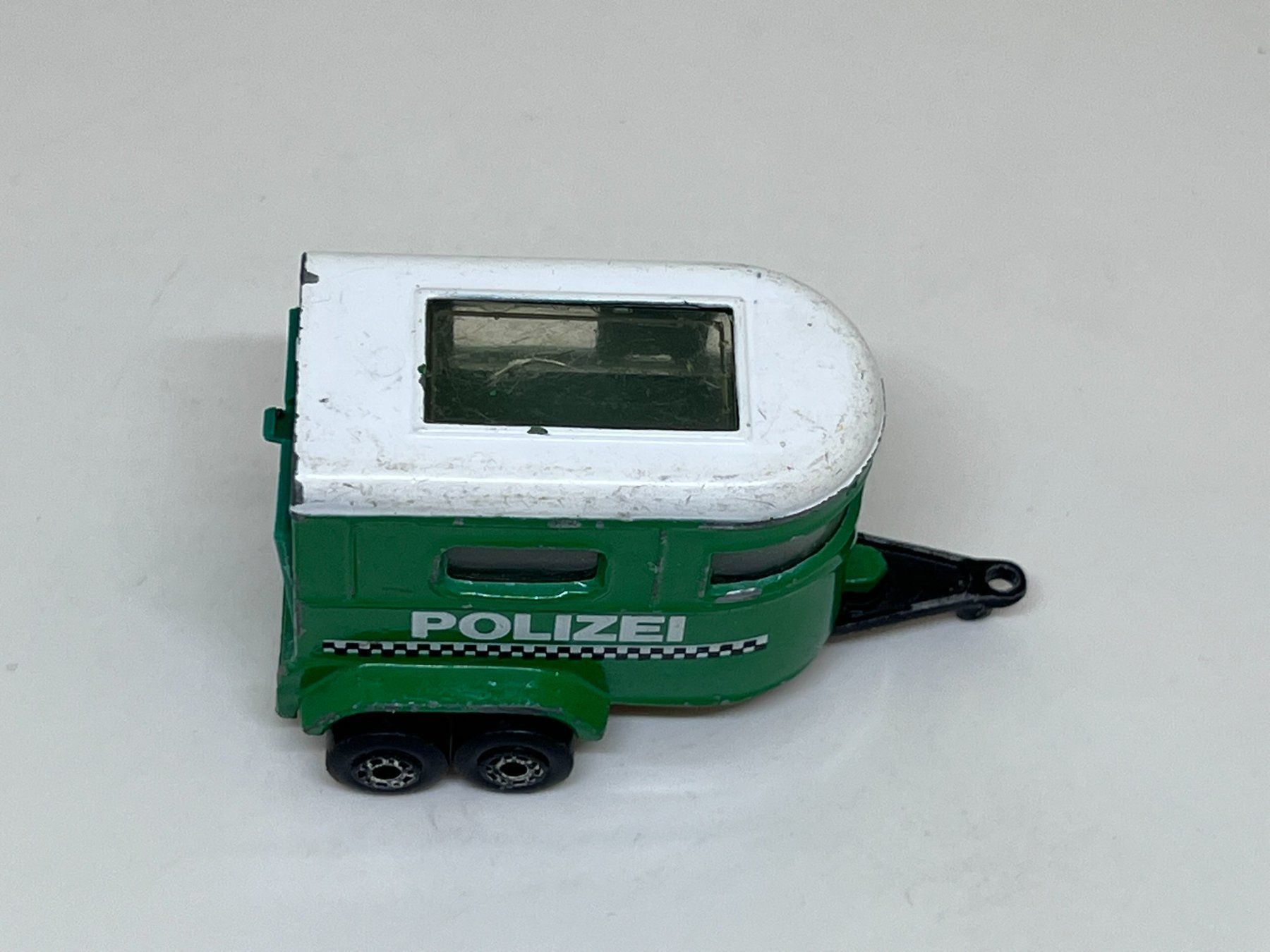 Matchbox Modellini d'auto: Matchbox Pony Trailer #270 – Usato da Wildegg venduto da LaaBoutique 1