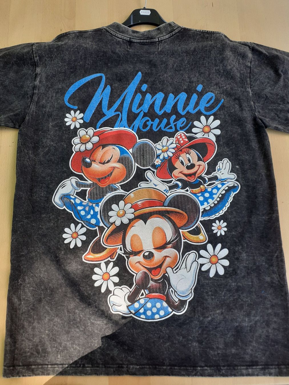 T-shirt: Minnie Mouse T-shirt in XL – Nuovo (secondo la descrizione) da Zürich venduto da Crocuda 1