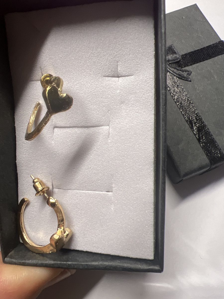 Sonstiger Schmuck: Lot de Bijoux Coeur Noir & Doré – Neu und originalverpackt aus Chenens von anasantos90 5