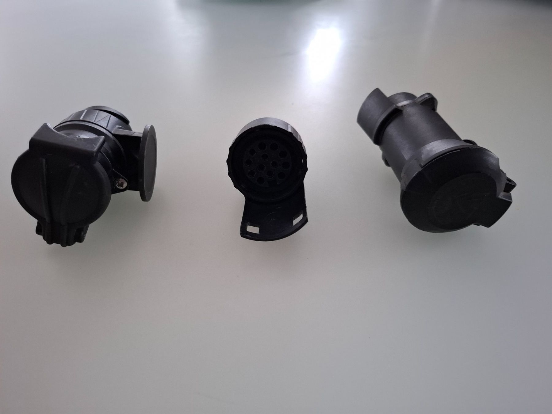 Unità & Adattatore: Adapter Anhänger 7/13 Pol – Usato da Wangen b. Olten venduto da Edeltell 1